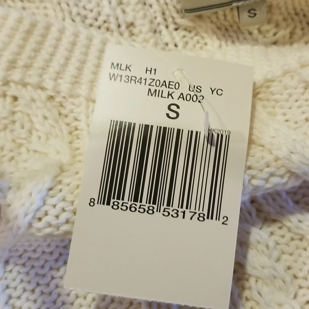 Sweater - Picture 2 of 2